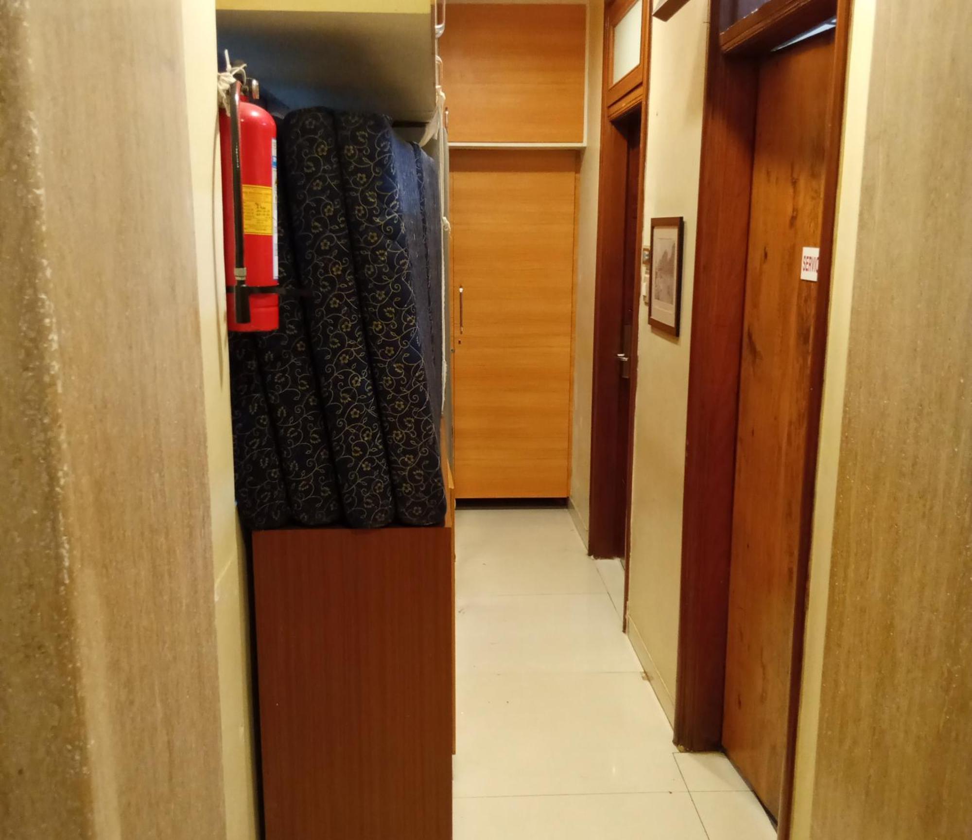 Bentley Hotel Marine Drive — Photos 1